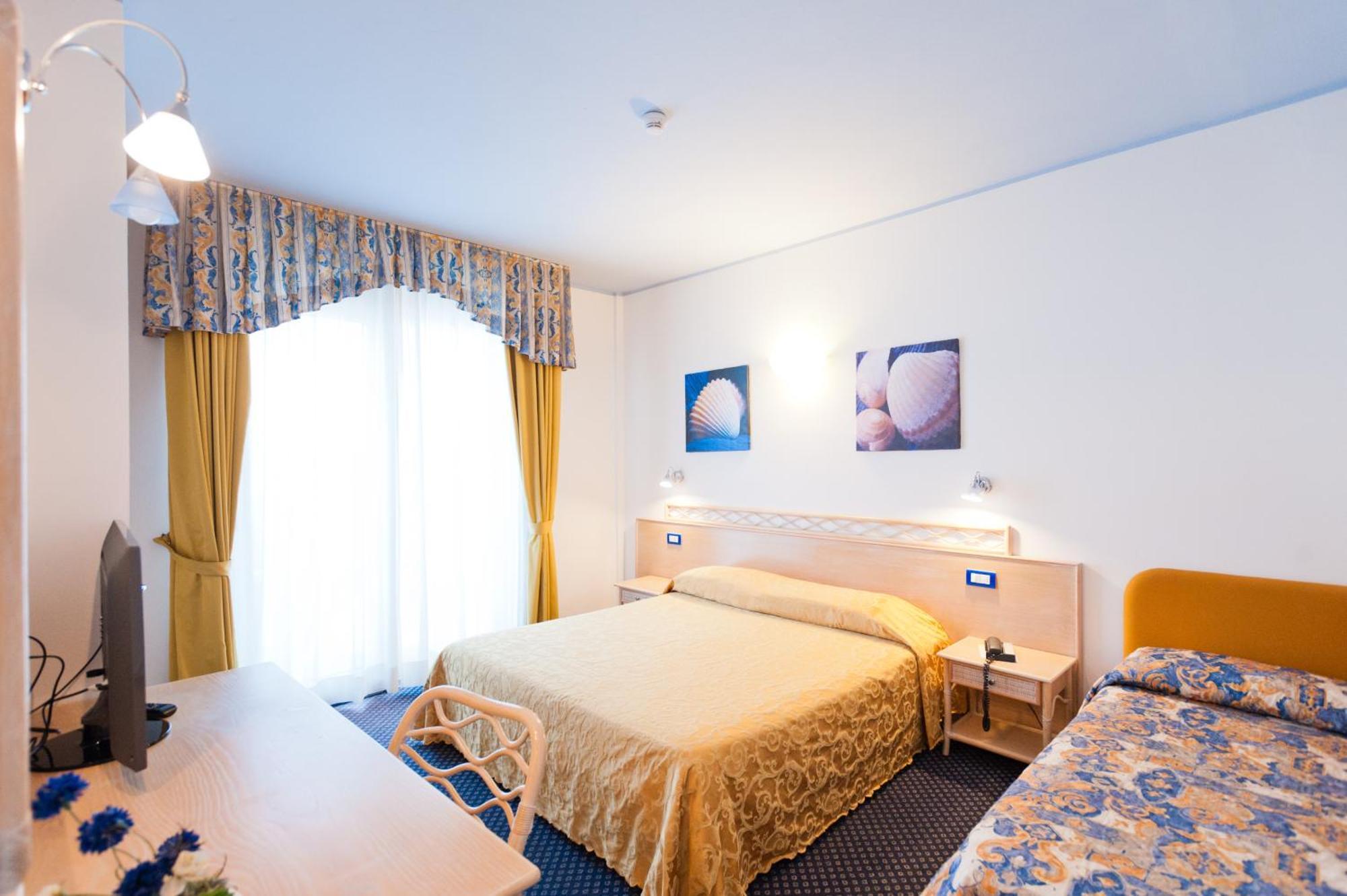 El Cid Campeador - Family Hotel Rimini Esterno foto