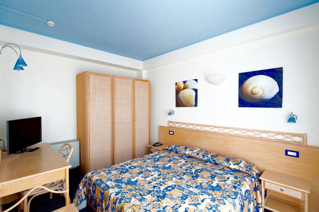 El Cid Campeador - Family Hotel Rimini Esterno foto