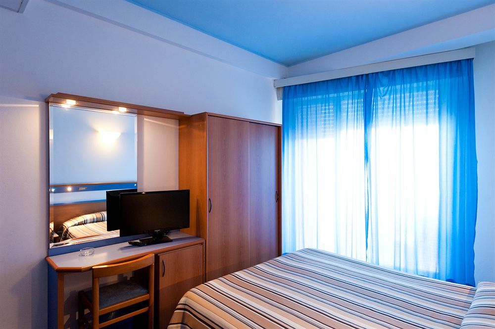 El Cid Campeador - Family Hotel Rimini Esterno foto