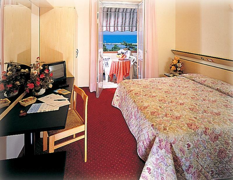 El Cid Campeador - Family Hotel Rimini Esterno foto